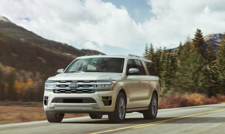 2024 Ford Expedition exterior on highway